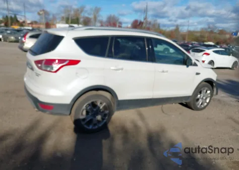 2016 Ford Escape Titanium from USA, damaged, VIN 1FMCU9JX7GUC90950